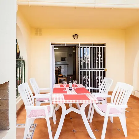 Apartamento 1 Bedroom Ground Floor *
